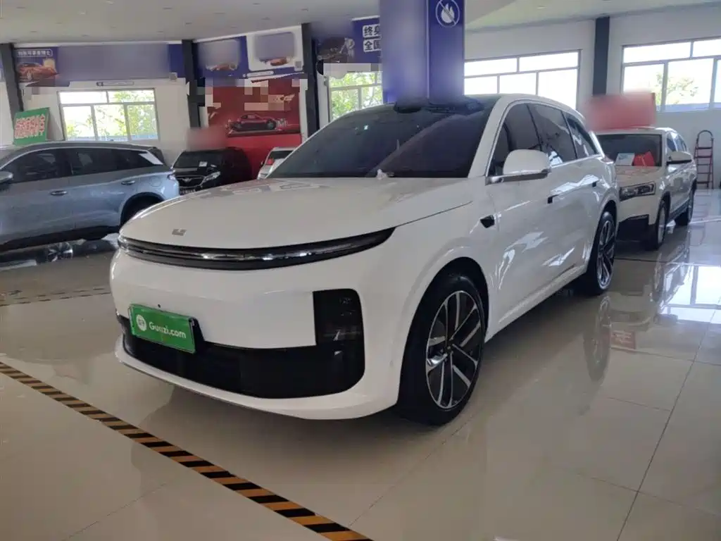 Li Auto Li L6 2025