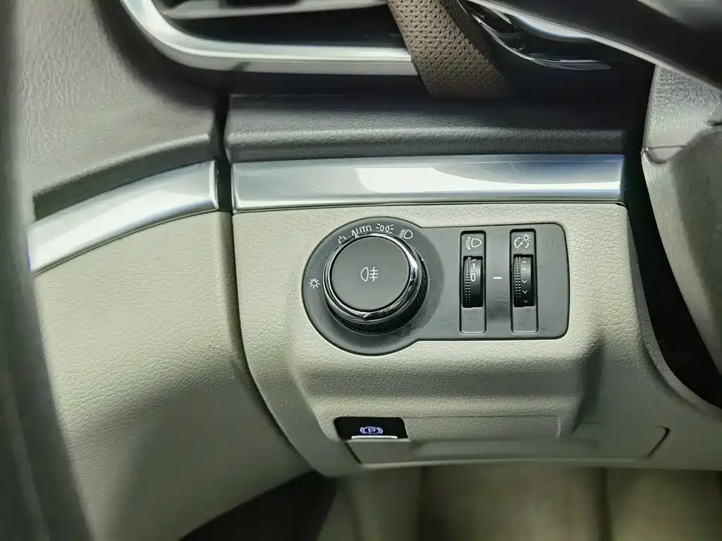 Buick GL8 — миниатюра 21