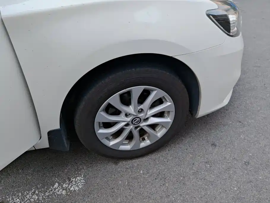 Nissan Sylphy — миниатюра 6