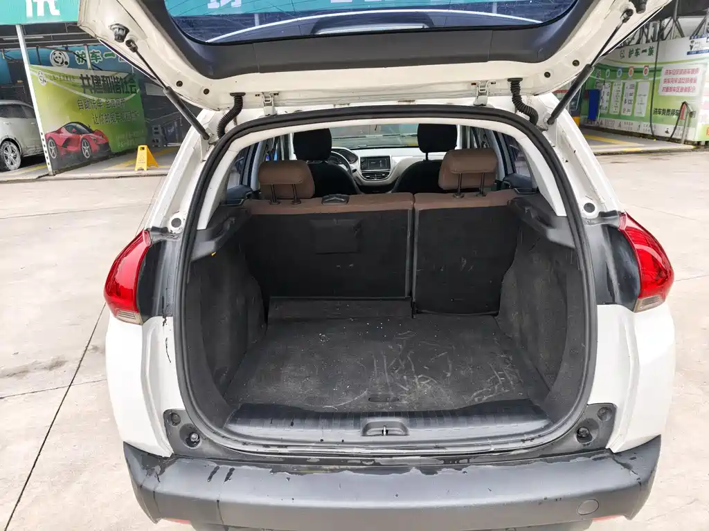 Peugeot 2008 — миниатюра 13