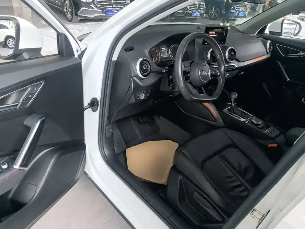 Audi Q2L — миниатюра 16