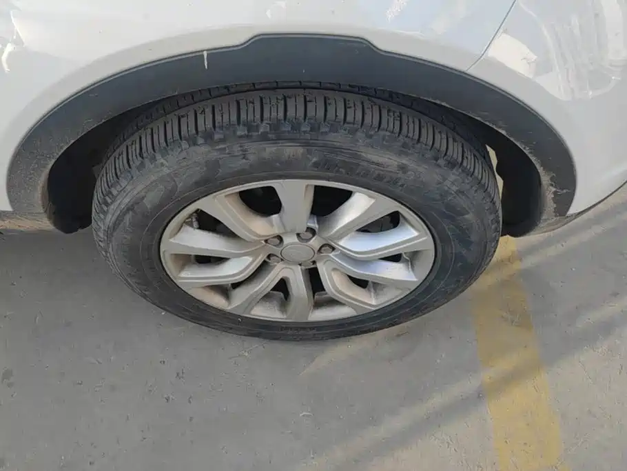 Land Rover Evoque — миниатюра 6