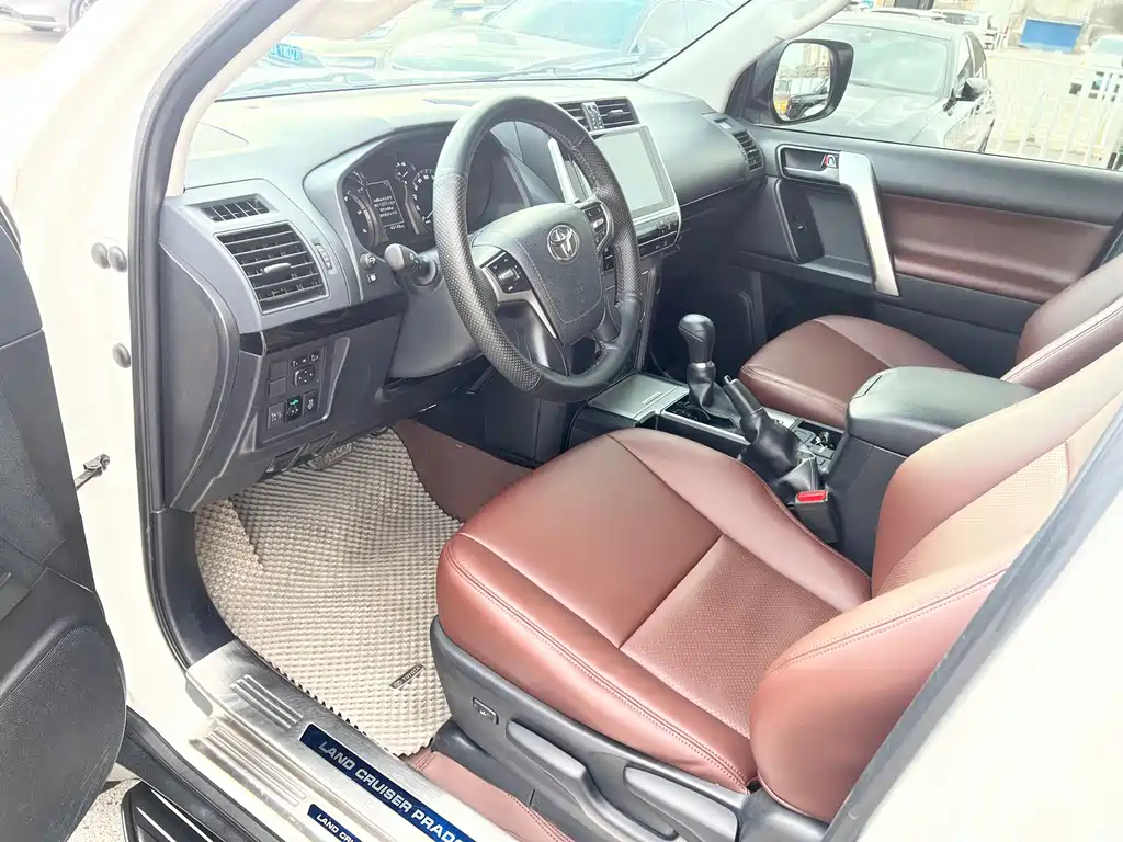 Toyota Prado (Import) — миниатюра 4