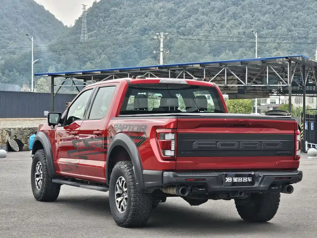 Ford F-150 Raptor — миниатюра 13