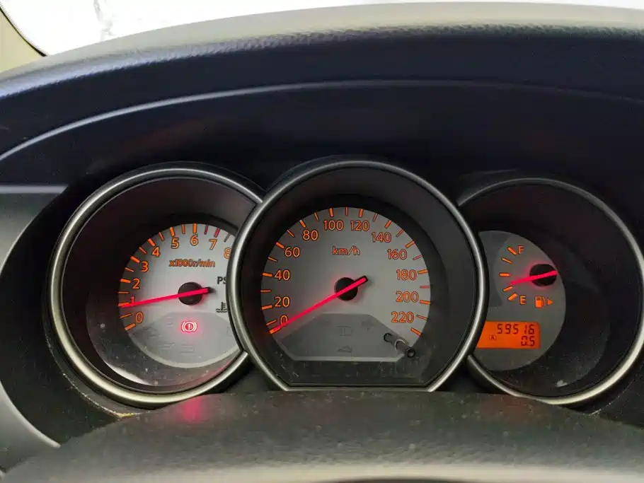Nissan Livina — миниатюра 14