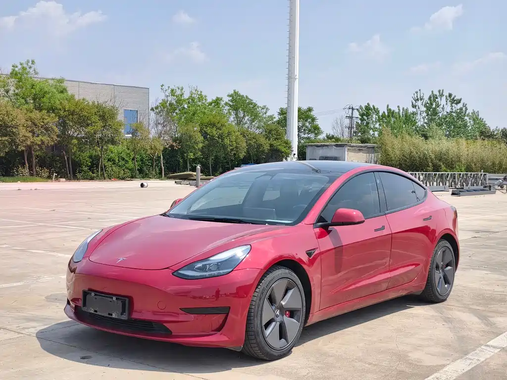 Tesla Model 3 2023