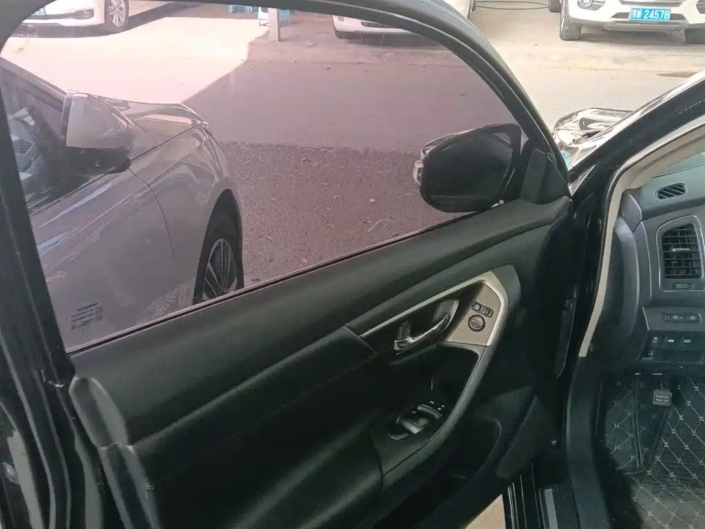 Nissan Teana — миниатюра 4