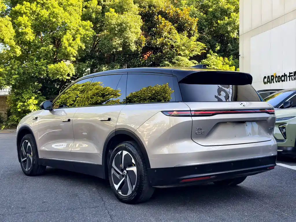 NIO ES8 — миниатюра 6