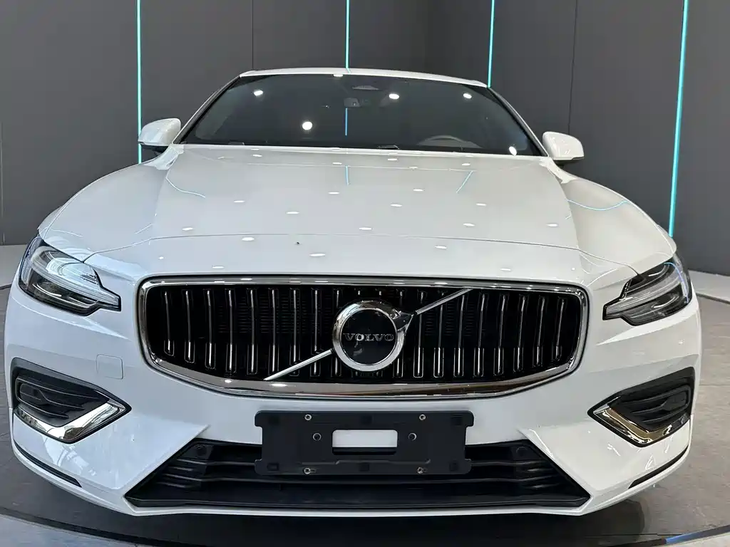 Volvo S60 — миниатюра 2