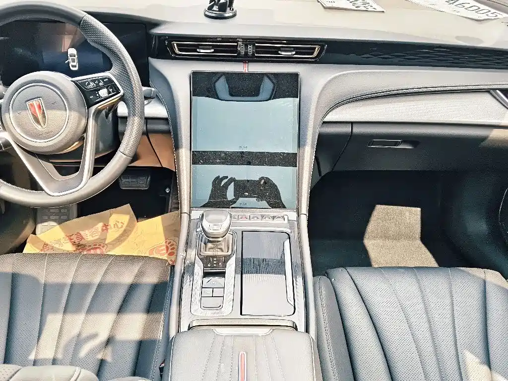 Hongqi Hongqi H5 — миниатюра 5