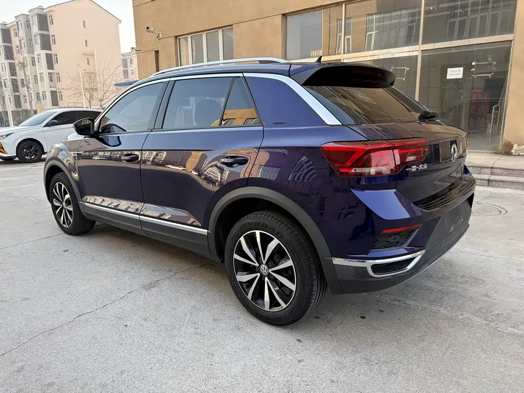 VOLKSWAGEN T ROC EXPLORING SONGS