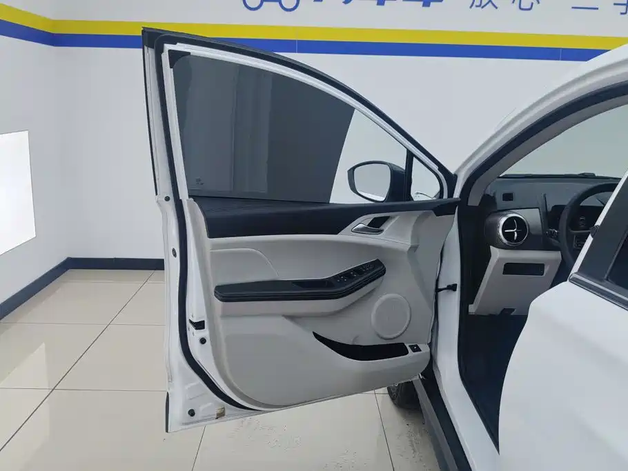 BYD Yuan Pro — миниатюра 7