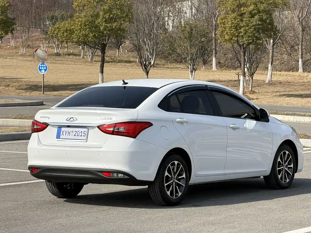 CHERY ARRIZO 5