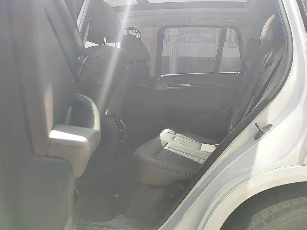 BMW X3 — миниатюра 6