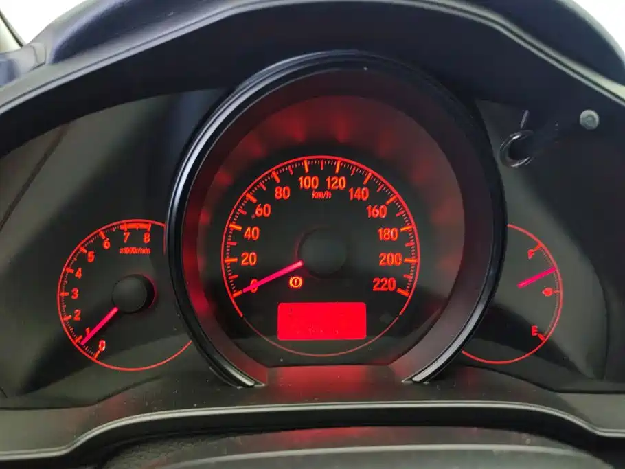 Honda Fit — миниатюра 14