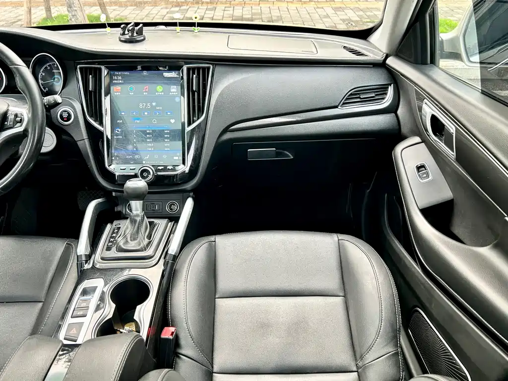Zotye Zotye SR7 — миниатюра 18