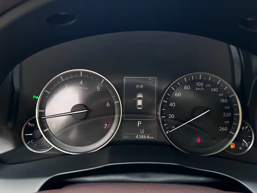 Lexus ES — миниатюра 7