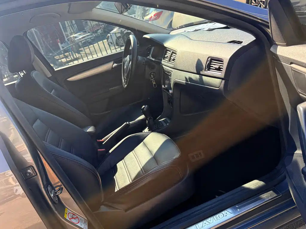 Volkswagen Lavida — миниатюра 8