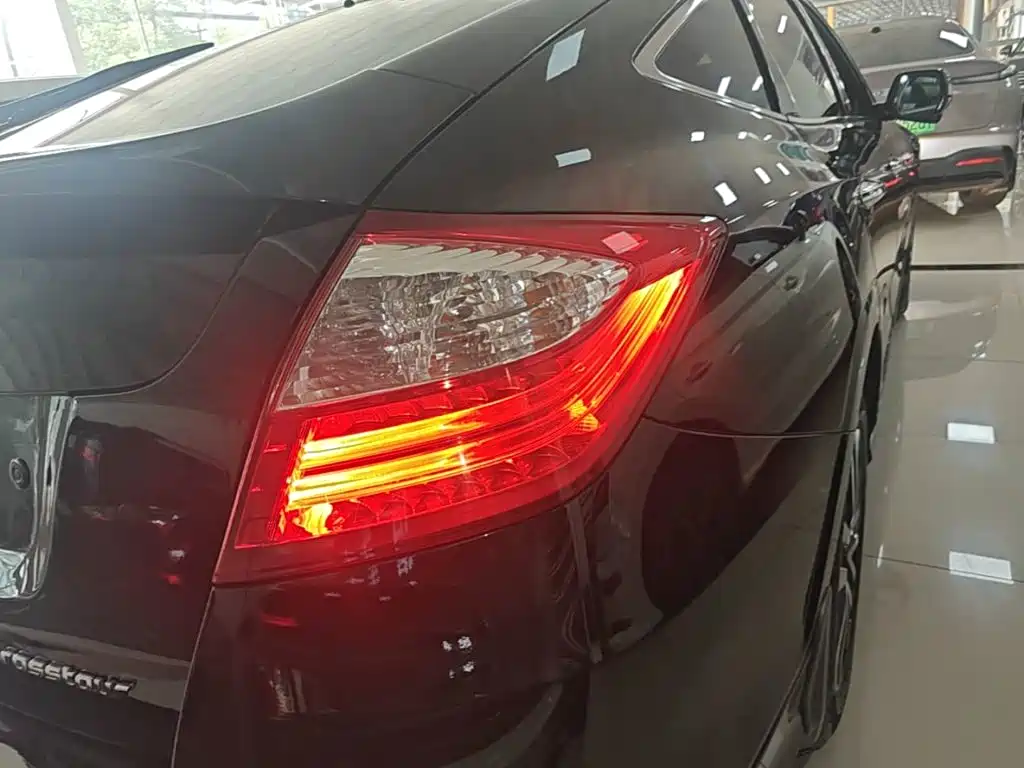 Honda Crosstour — миниатюра 8