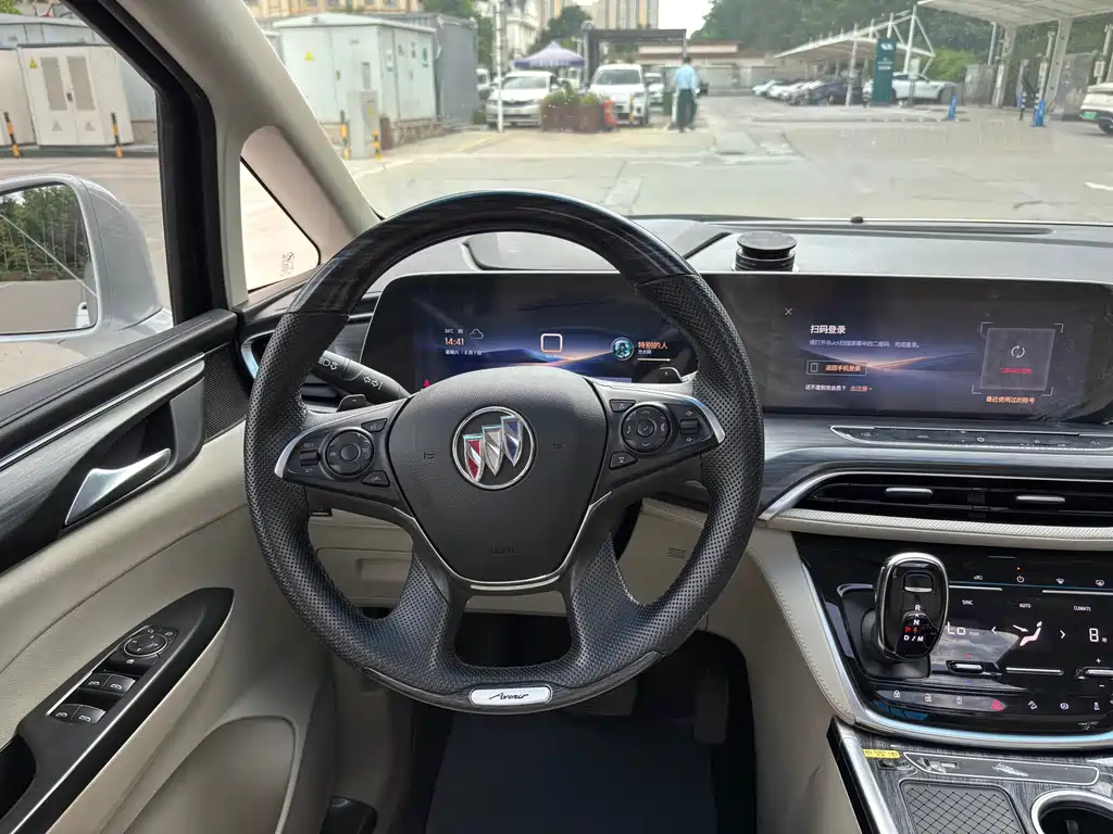 Buick GL8 — миниатюра 11