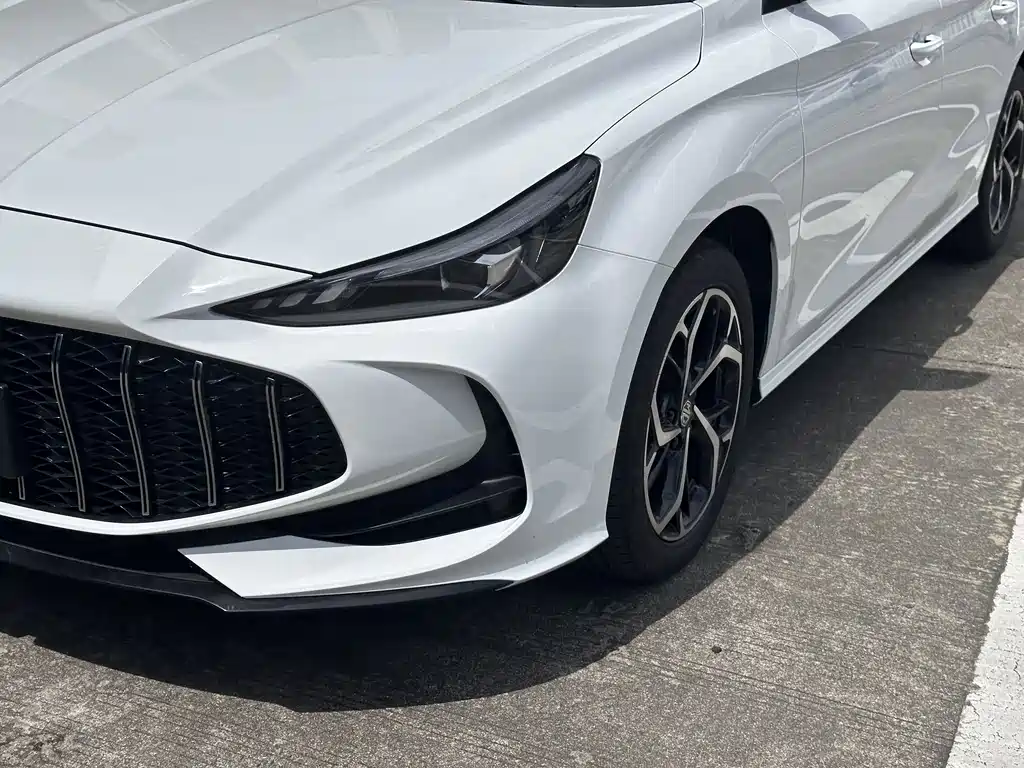 MG MG5 — миниатюра 11