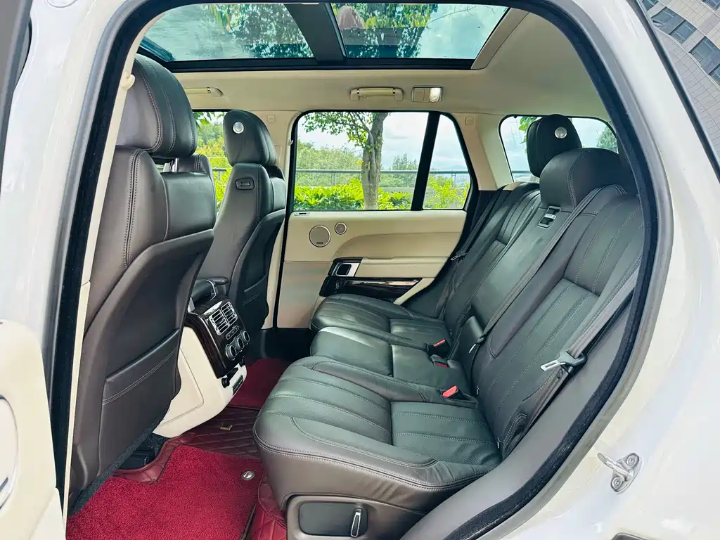Land Rover Range Rover — миниатюра 9