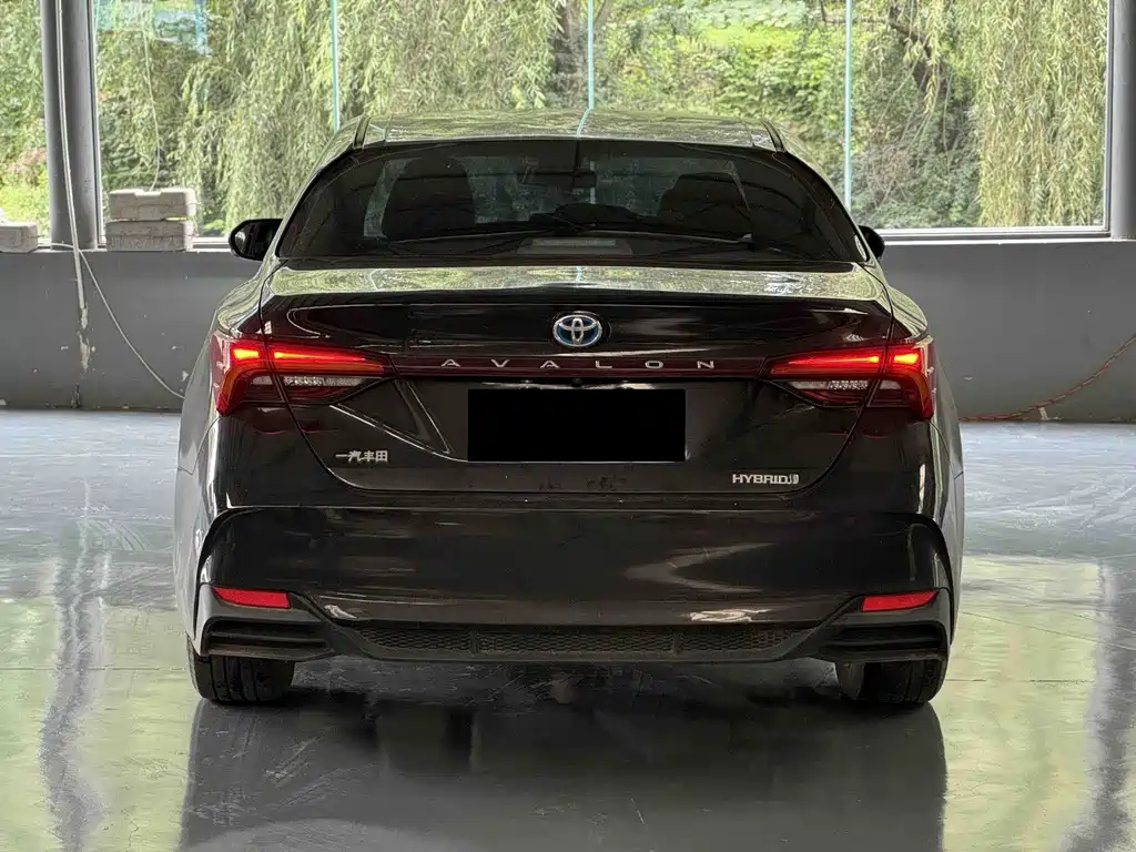 Toyota Avalon — миниатюра 8