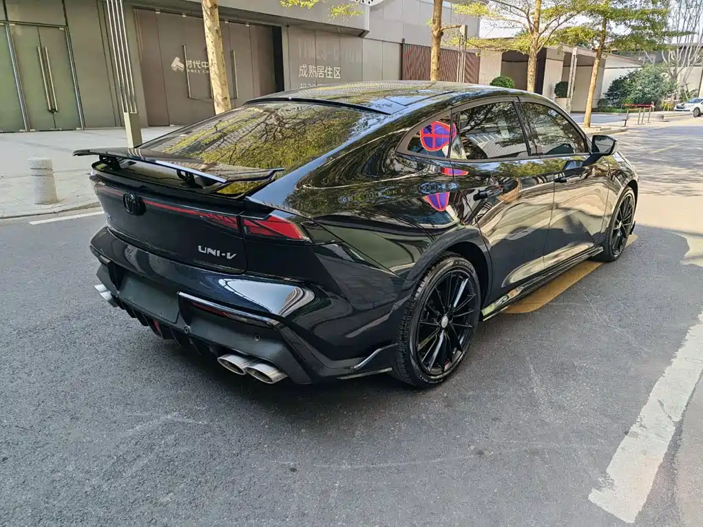 Changan UNI-V — миниатюра 9