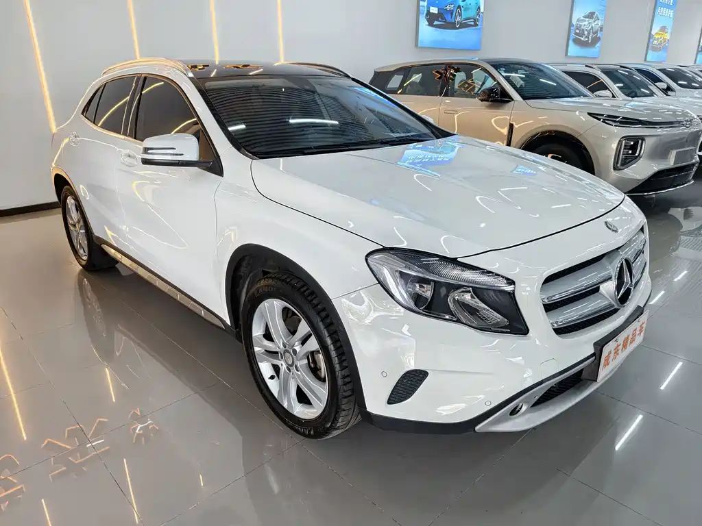 Mercedes-Benz GLA — миниатюра 3