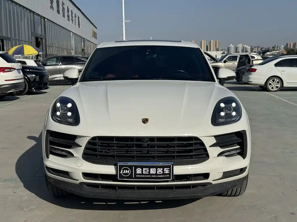 Porsche Macan — миниатюра 2