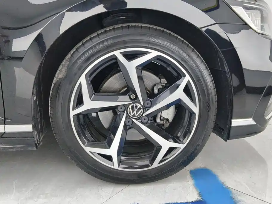 Volkswagen Magotan — миниатюра 6