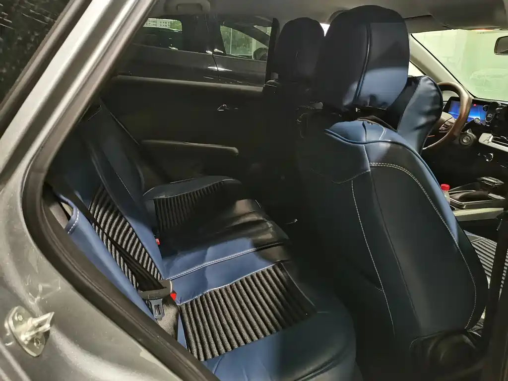 Chevrolet Monza — миниатюра 7