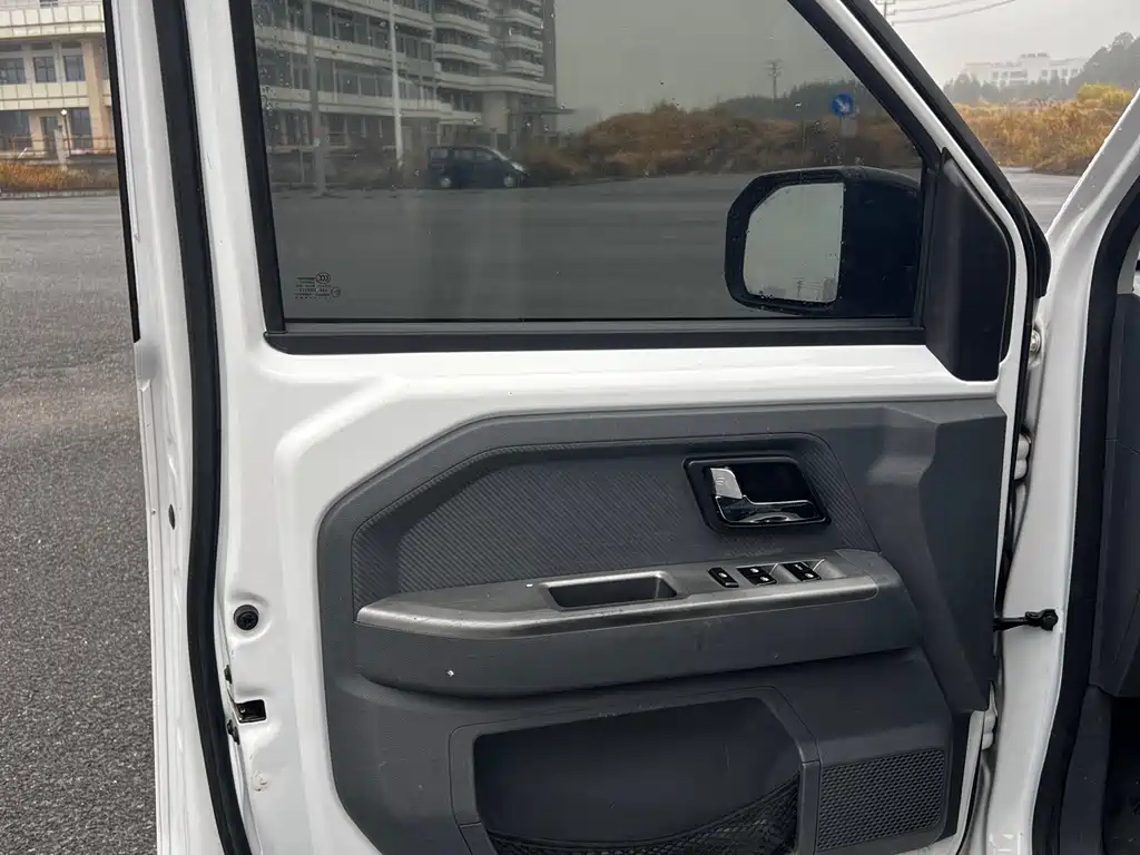 WULING WULING JOURNEY