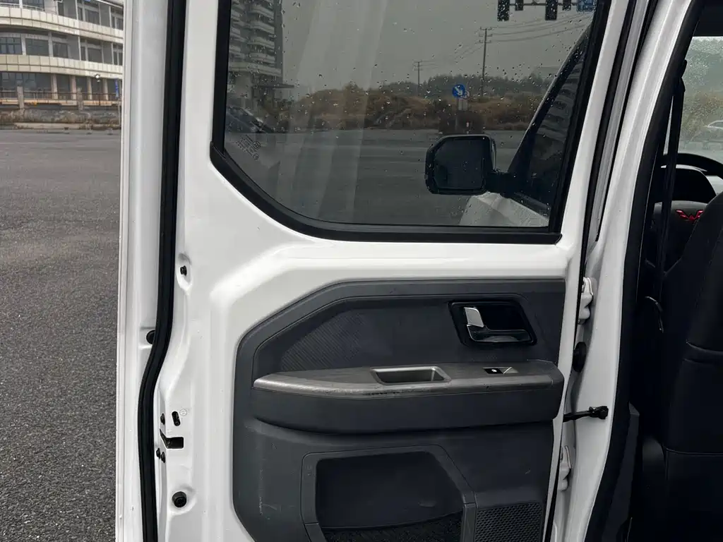 WULING WULING JOURNEY