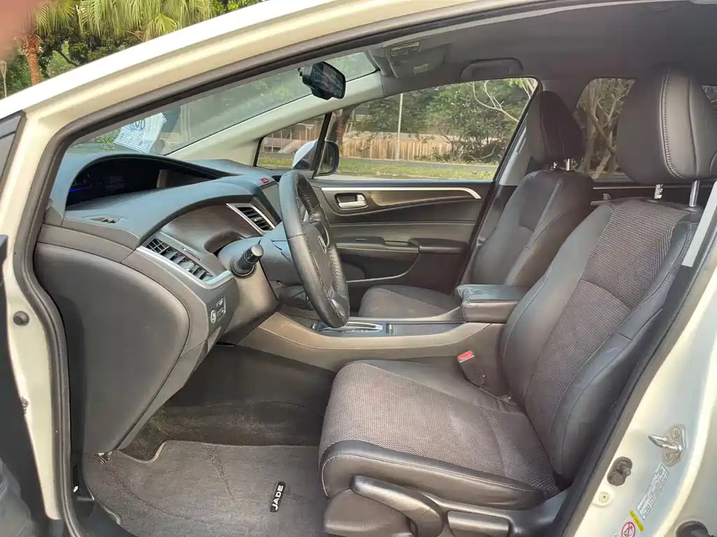 Honda Jade — миниатюра 5