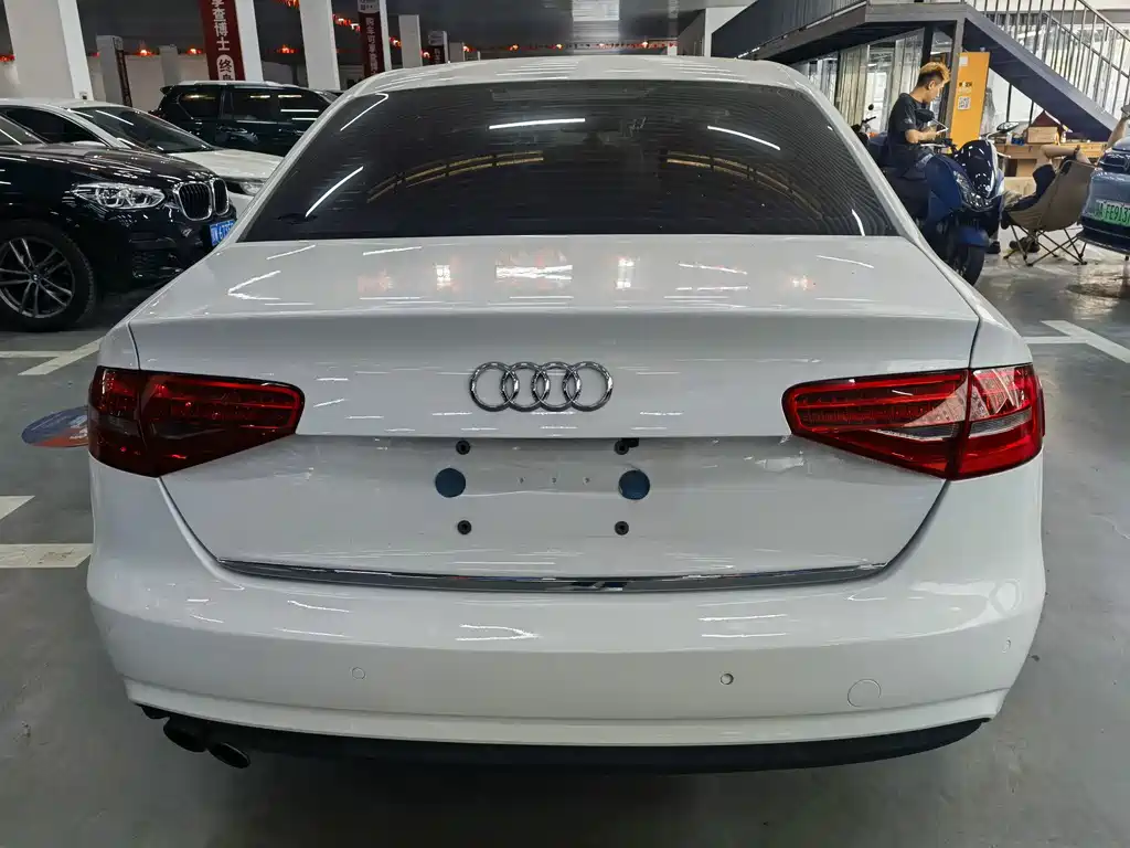 Audi A4L — миниатюра 5