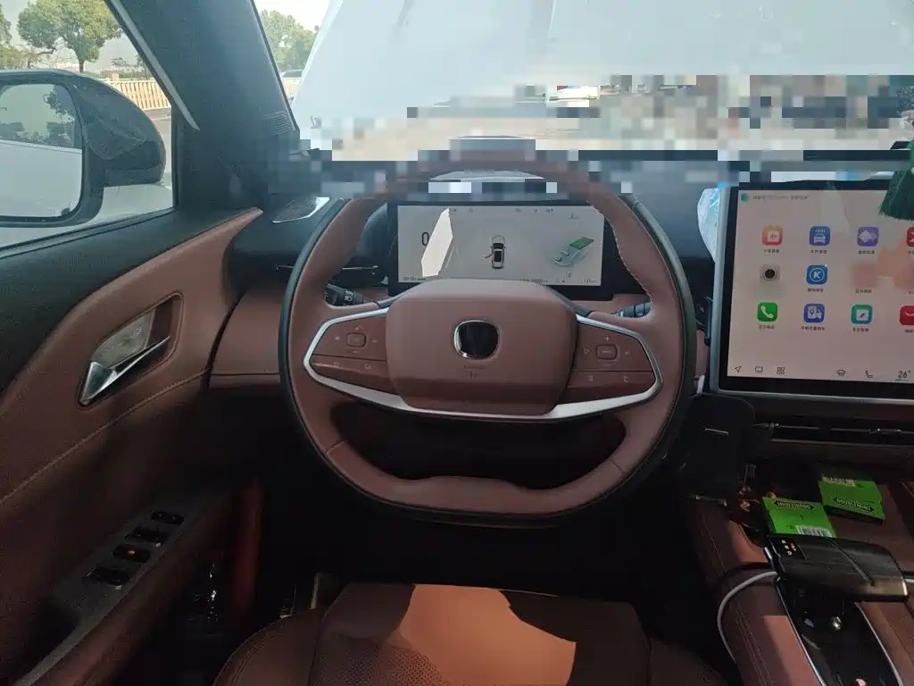 Changan UNI-Z New Energy — миниатюра 6