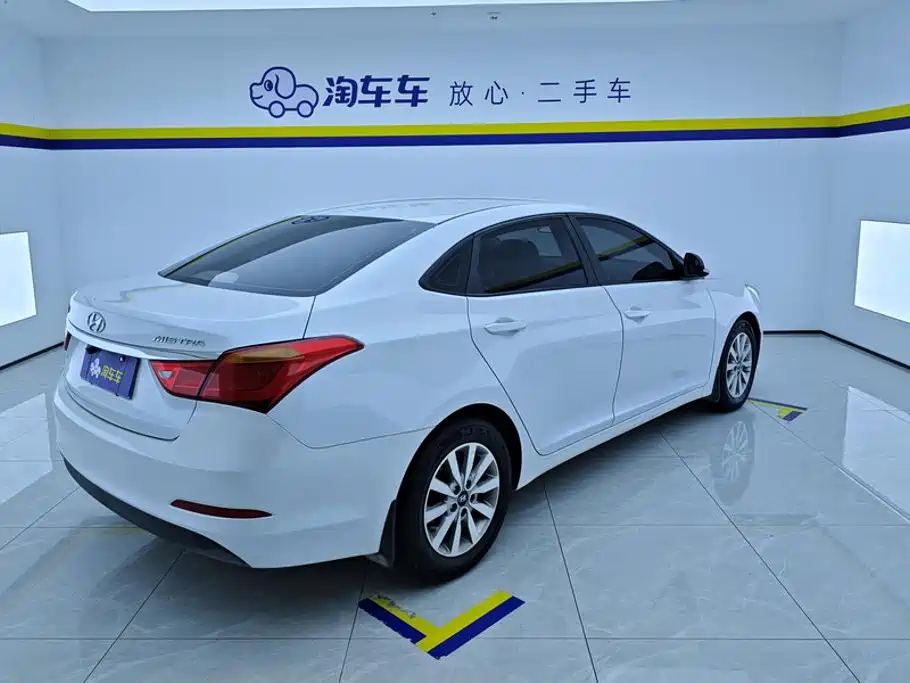 Hyundai Mistra — миниатюра 3