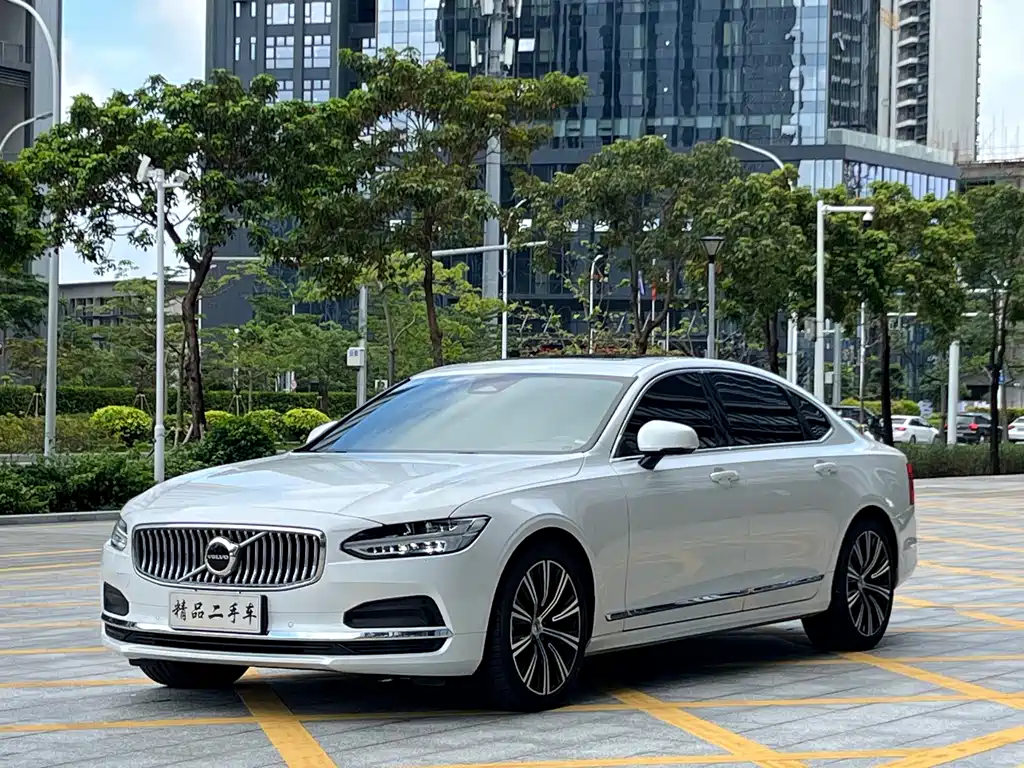 Volvo S90 2024