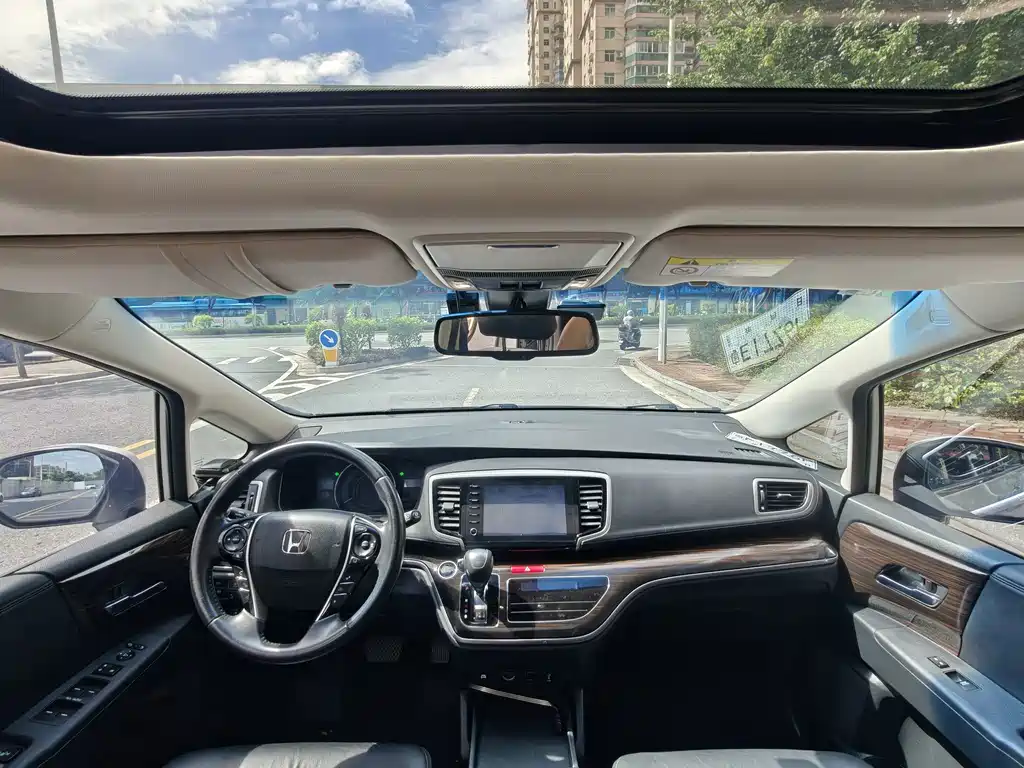 Honda Odyssey — миниатюра 9