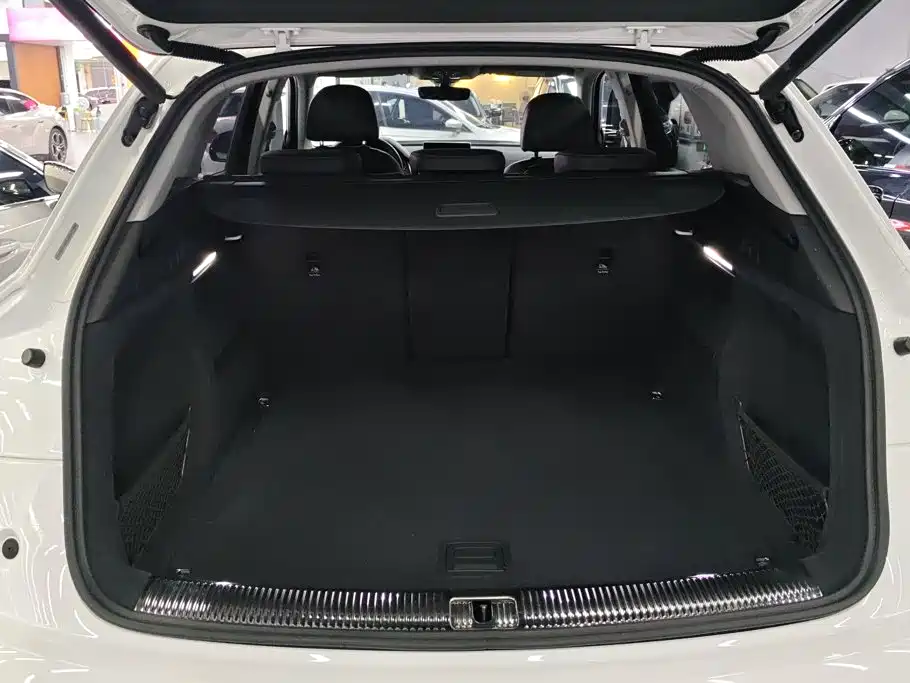 Audi Q5L — миниатюра 4