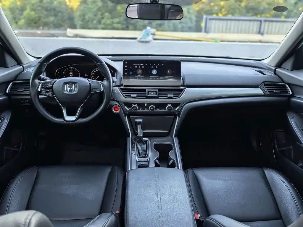 Honda Accord — миниатюра 4