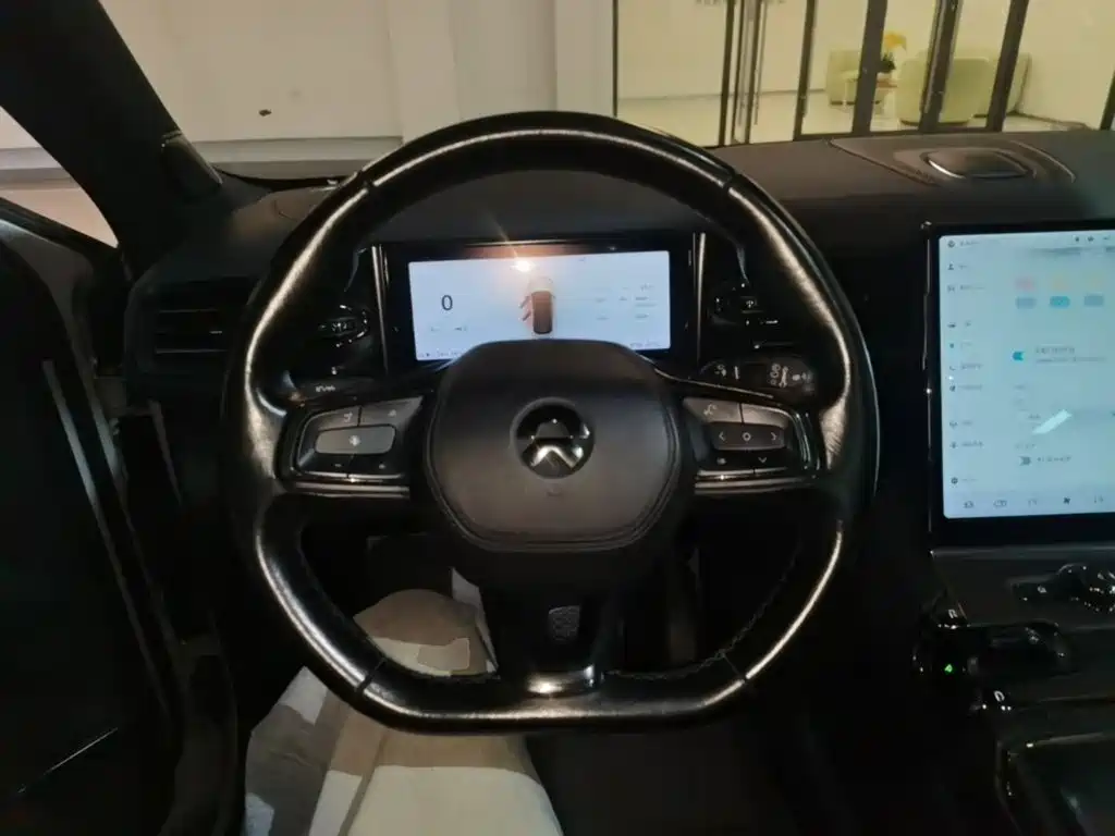 NIO ES6 — миниатюра 11