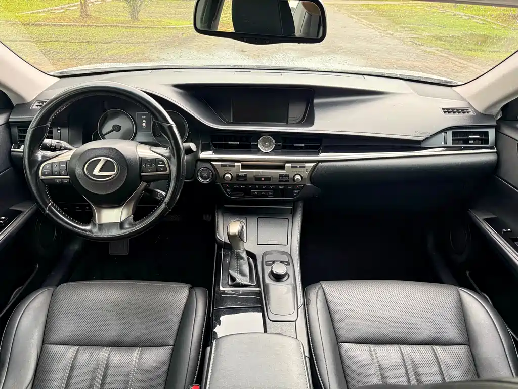 Lexus ES 2015 200 Elite