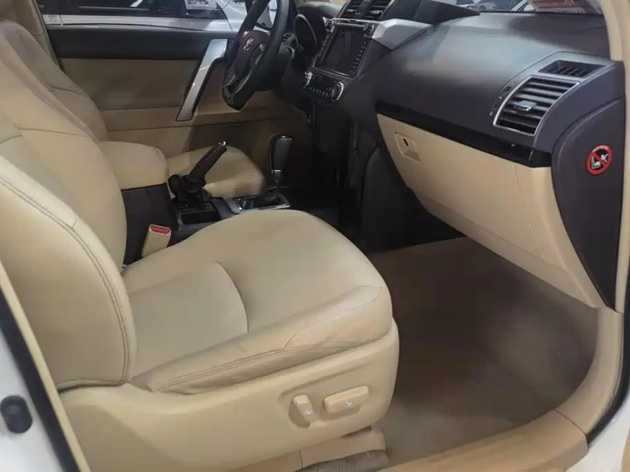Toyota Prado — миниатюра 8