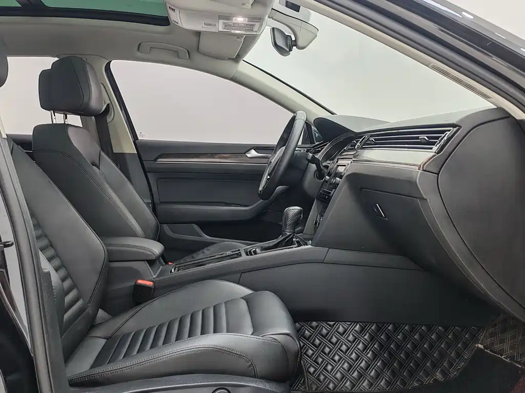 Volkswagen Magotan — миниатюра 8