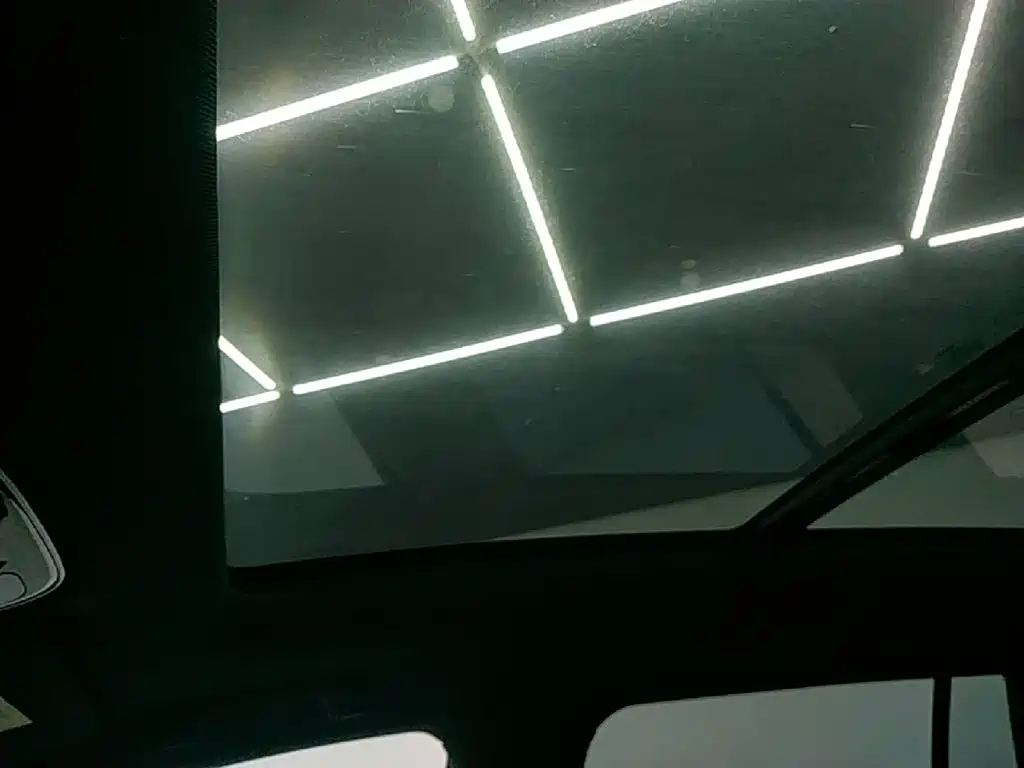 Li Auto Li ONE — миниатюра 18