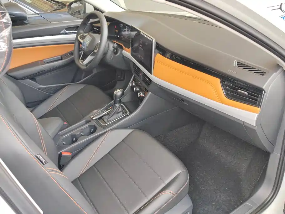 Volkswagen Bora — миниатюра 8