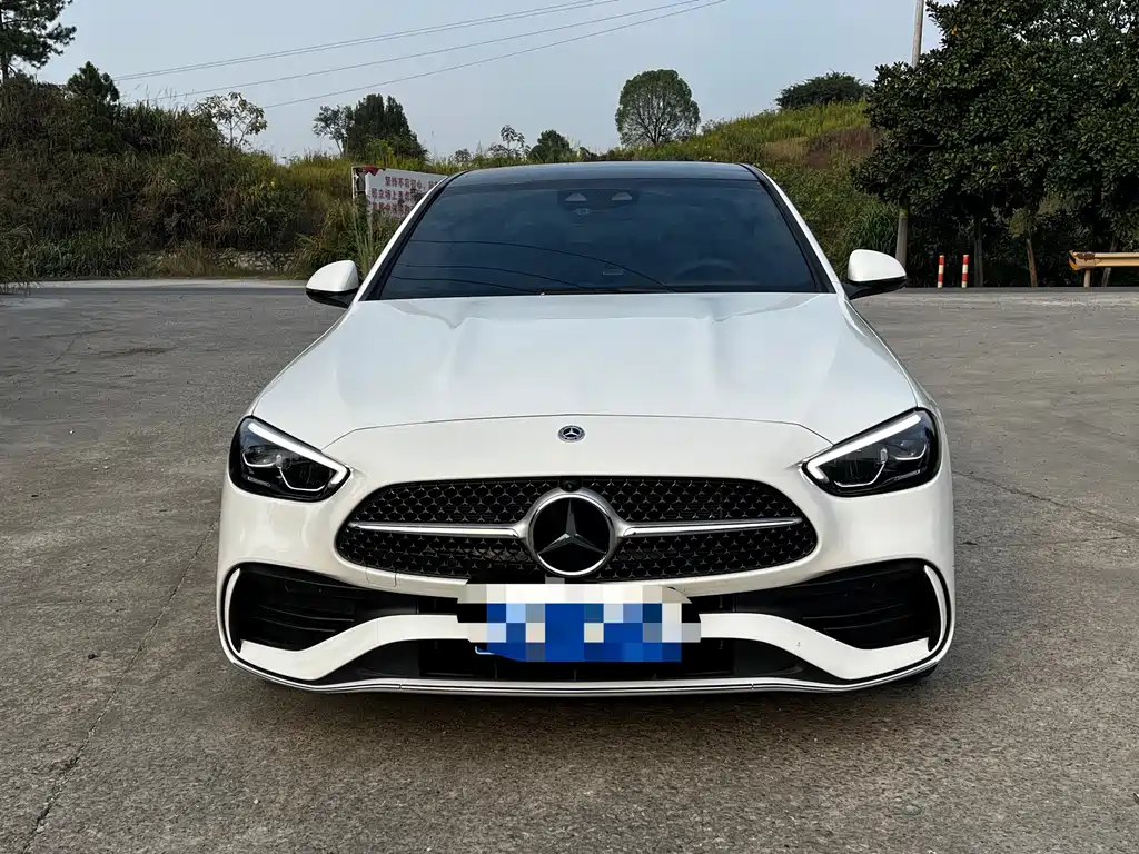 Mercedes-Benz C-Class — миниатюра 2