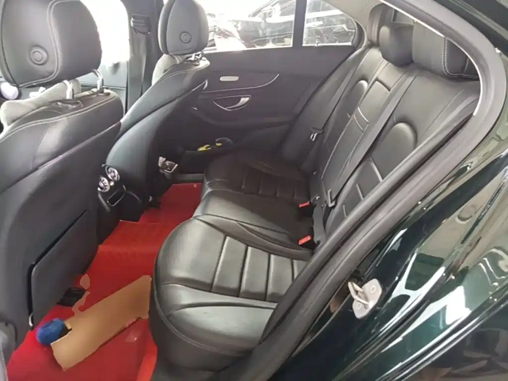 Mercedes-Benz C-Class — миниатюра 17